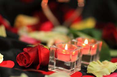 Want to make your Valentine’s Day special? Hire a Limo!